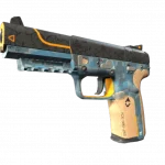 StatTrak™ Five-SeveN | Triumvirate (Factory New)